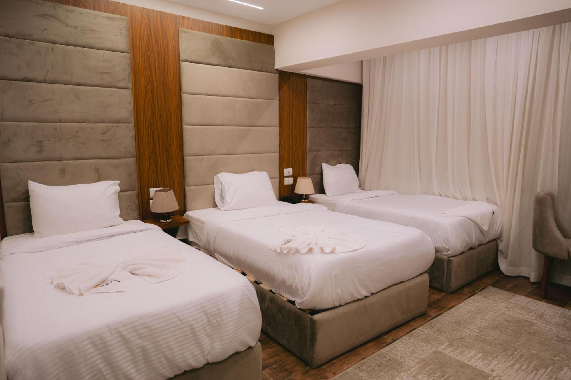 Tuya Pyramids Inn Kafret el-Gabal 외부 사진