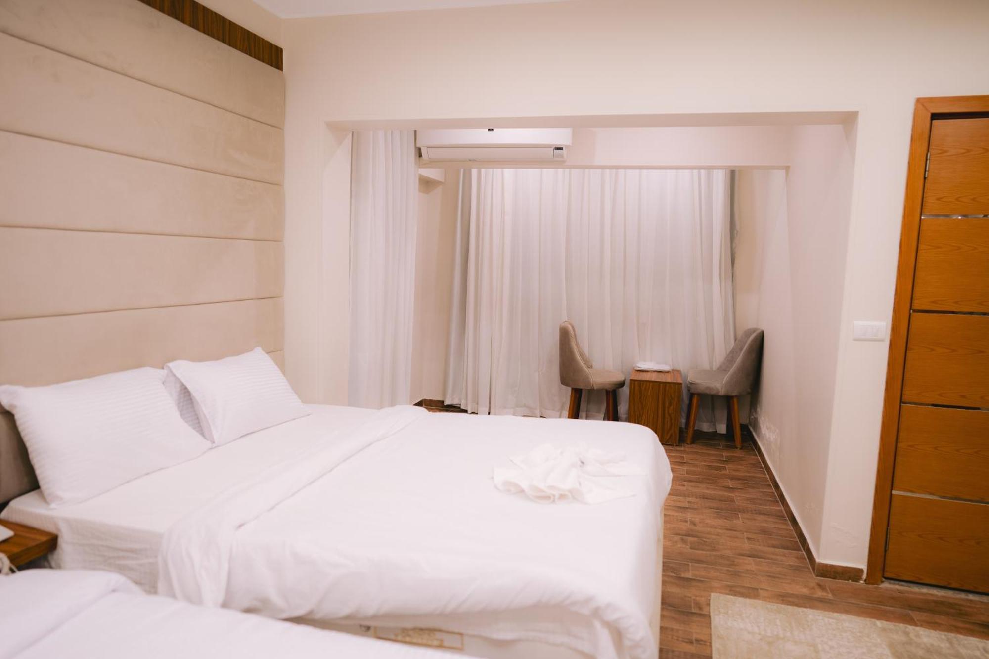Tuya Pyramids Inn Kafret el-Gabal 외부 사진